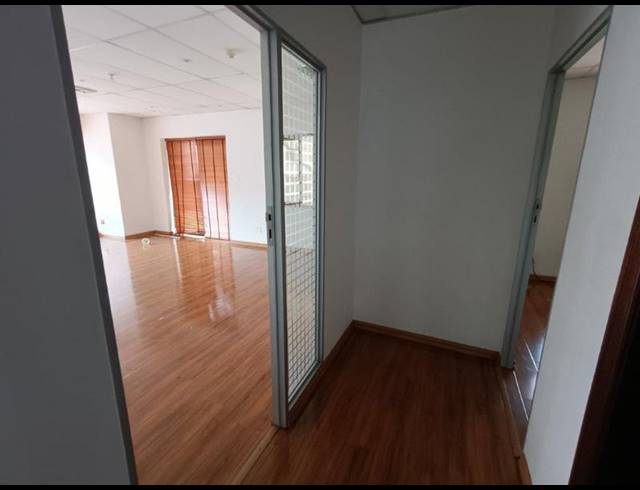 BUSINESS PROPERTY TO RENT IN VORNA VALLEY